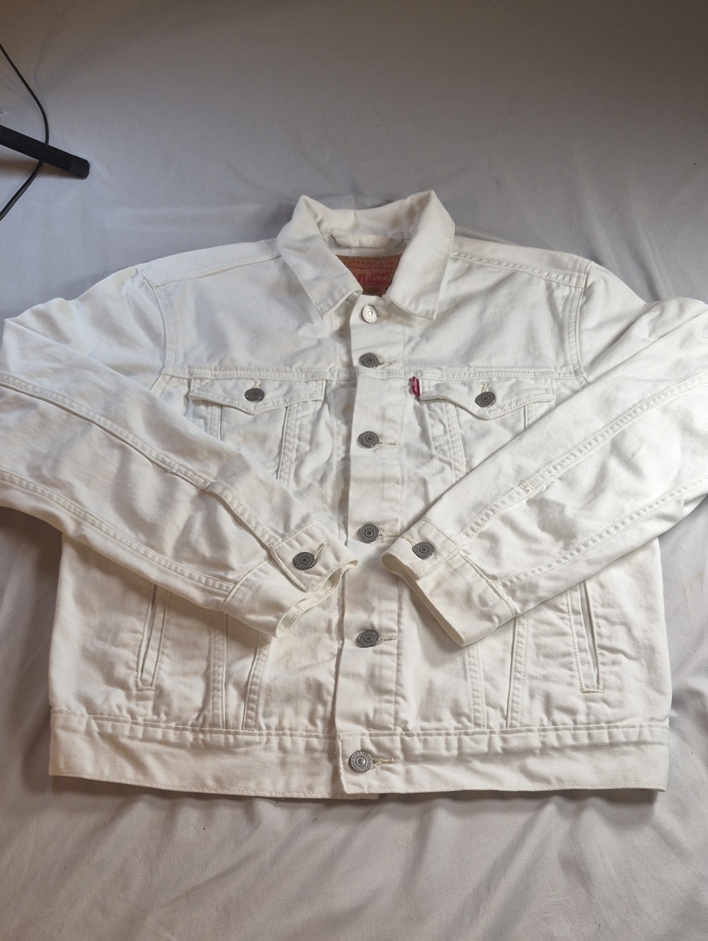 Levi's White Men's Denim Jacket with Button Front - Picture 1 of 7